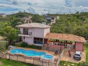 EXCELENTE CASA 02 QUARTOS NO CONDOMÍNIO SOLAR DA SERRA–...