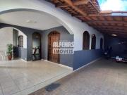 EXCELENTE CASA 03 QUARTOS, 02 SUÍTES, VAGA PARA 06...