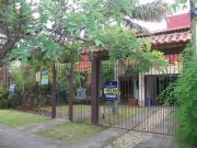 Excelente casa à venda, com 4 quartos no bairro Ipanema