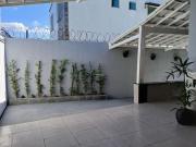 Excelente casa à venda no bairro Rio Branco, Belo Horizonte!