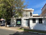 EXCELENTE CASA ACONDICIONADA PARA NEGOCIO