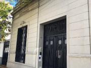 Excelente casa al frente