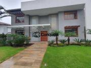 Excelente Casa Alto Padrão 04 Quartos sendo uma suíte...