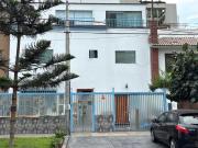 EXCELENTE CASA SEMI AMOBLADA EN MIRAFLORES EN ALQUILER