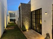 | excelente casa amueblada y equipada, en renta. |