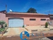 EXCELENTE CASA COM 03 QUARTOS SENDO UM COM SUÍTE E...