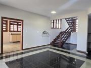 EXCELENTE CASA COM 250M² ÁREA CONSTRUÍDA EM LOTE 360 M²,...