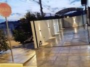 Excelente casa com 2 dormitórios à venda, 53 m² por R$...