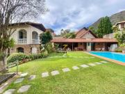 EXCELENTE CASA COM 4 QUARTOS E PISCINA NO MANGABEIRAS