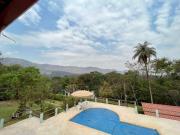 Excelente casa com 5 quartos disponível para venda no... Excelente casa com 5 quartos disponível para venda no...