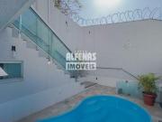 EXCELENTE CASA COM PISCINA A VENDA, 03 QUARTOS, 02...