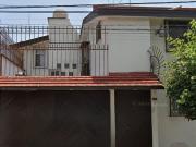 EXCELENTE CASA CON GRAN UBICACION Y GRAN PLUSVALIA AL...