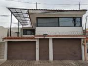 EXCELENTE CASA CON UN AMPLIO ESPACIO PARA EMPEZAR A...