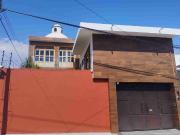 Excelente casa con vigilancia a 2 minutos de la...