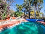 Excelente casa con vista al lago y alberca en Agua...