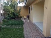 Excelente casa de 03 dormitórios