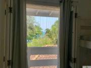 EXCELENTE CASA DE 05 SUÍTES, COM VISTA E PRATICAMENTE PÉ...