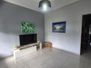 EXCELENTE CASA DE 3 AMB, CON GARAGES Y FONDO LIBRE en...