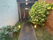 Excelente casa de 3 dormitorios con garaje y amplio patio