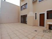 Excelente casa de 465mÂ² com 3 dormitÃ³rios e 5 vagas de...