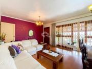 Excelente casa de 4 dormitórios, sendo 1 suíte em...