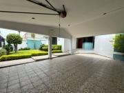 Excelente casa de 4 recámaras en venta en Villas de...