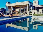 EXCELENTE CASA DE 5 DORMITORIOS 6 BAÑOS, RESIDENCIAL 1...