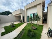 Excelente Casa de Alto Padrão Goiânia II Casa de Rua com...