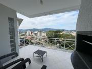 Excelente casa de alto padrão para locação no bairro... Excelente casa de alto padrão para locação no bairro...