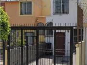 EXCELENTE CASA DE OPORTUNIDAD EN JARDINES DEL VALLE,...