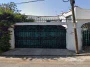 Excelente casa de RECUPERACIÓN BANCARIA