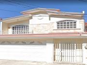 ¡Vive en el Corazón de Querétaro! Espacio y Confort en...