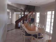 Excelente casa em cond. fechado em Ibiúna, 400m² a.c...