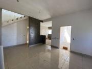 Excelente casa em condomínio