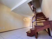 Excelente casa em condomínio fechado, 02 dorm, lavabo,...