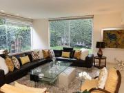 Excelente casa en Cda. con vigilancia