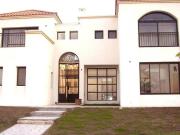 Excelente Casa en COMPLEJO VILLA NUEVA Santa Clara