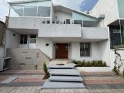 Excelente Casa en Condominio en Venta en Calle Cerrada...