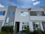 EXCELENTE CASA EN LIQUIDACION CERCA AMALUCAN Y FLOR DEL...