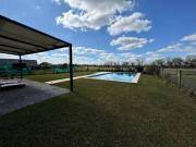 Excelente Casa en Molinos con 5 Ambientes Dependencia...