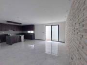 CASA EN FRACCIONAMIENTO PRIVADO COCHERA 2 AUTOS