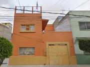 ¡EXCELENTE CASA EN RECUPERACIÓN BANCARIA EN NORTE 72 No....