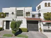 ¡EXCELENTE CASA, EN REMATE BANCARIO!