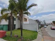 EXCELENTE Casa en Remate en Milenio III, F 1882