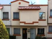 EXCELENTE CASA EN REMATE PRIV ROMA 22 VILLA DEL REAL OJO...