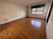 EXCELENTE CASA EN RENTA INCLUYE ACCIÓN AL CLUB