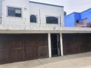VENTA DE CASA CON AMPLIOS ESPACIOS