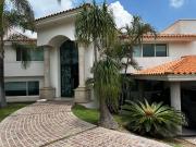 EXCELENTE CASA EN VENTA