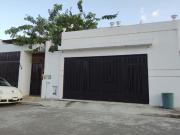EXCELENTE CASA EN VENTA CON RECÁMARA EN PLANTA BAJO 3...
