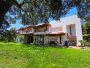 Excelente casa en Venta en Club de golf Vallescondido...